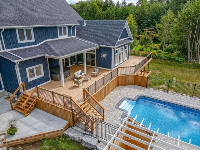 146 KEEWATIN Drive