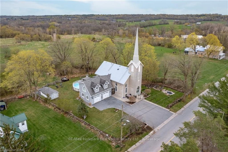 89 FINLAY St, Plantagenet, K7R 3L2 | Image 2