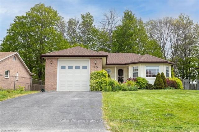 85 WESTWIND Crescent