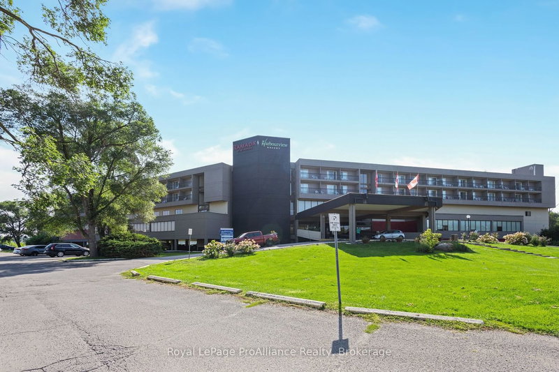 203 - 11 Bay Bridge Rd, Belleville, K8P 3P6 | Image 2