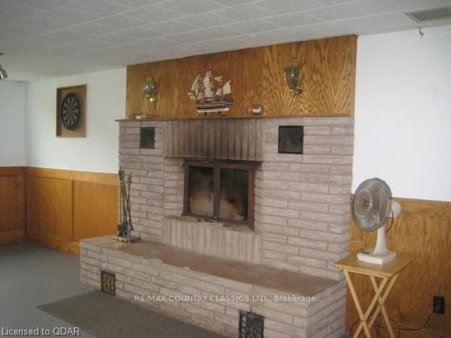 Listing Image 17