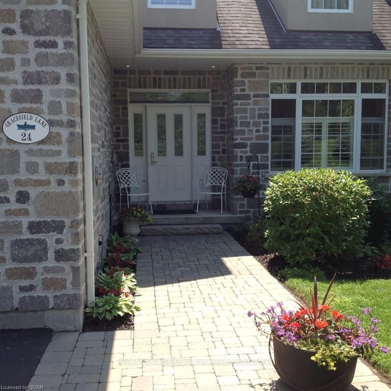 24 Gracefield Lane, Belleville, K8P 5N6 | Image 2