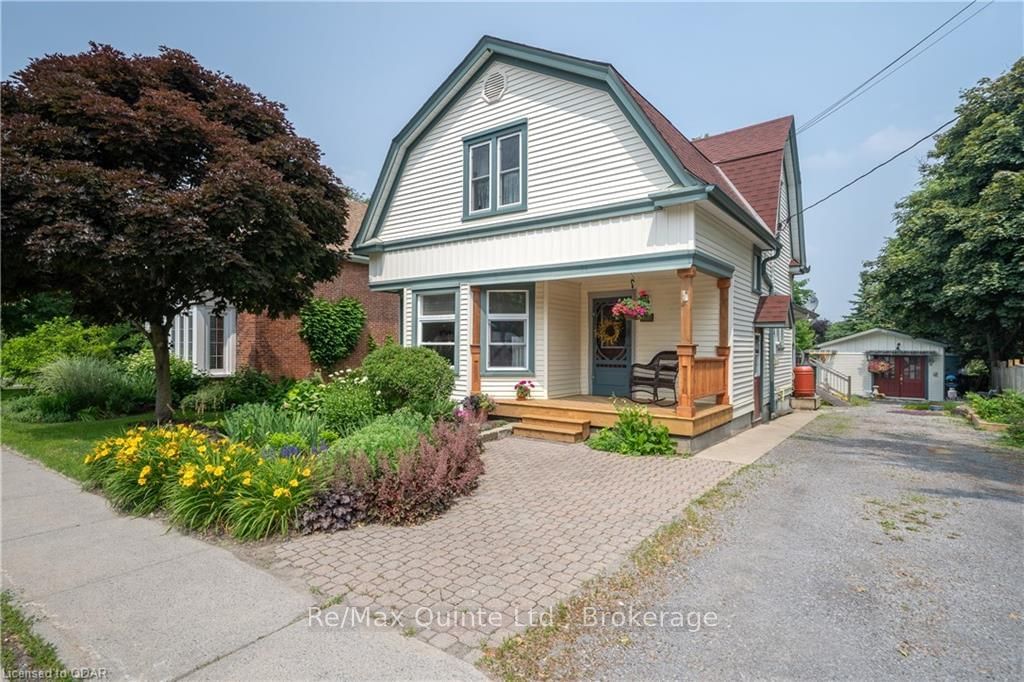 Listing photo 2