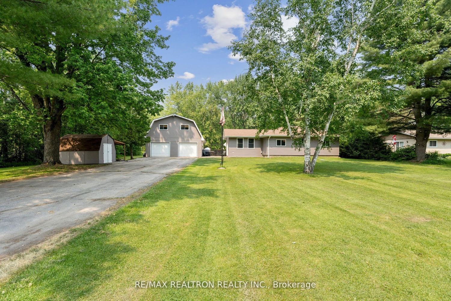 Detached House sold at 14 Young Street, Kawartha Lakes, Rural Dalton, L0K 1W0 - MLS: X6624718
