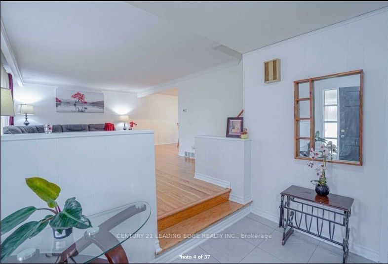 4 Tanner Circ, St. Catharines, L2N 3M9 | Image 3