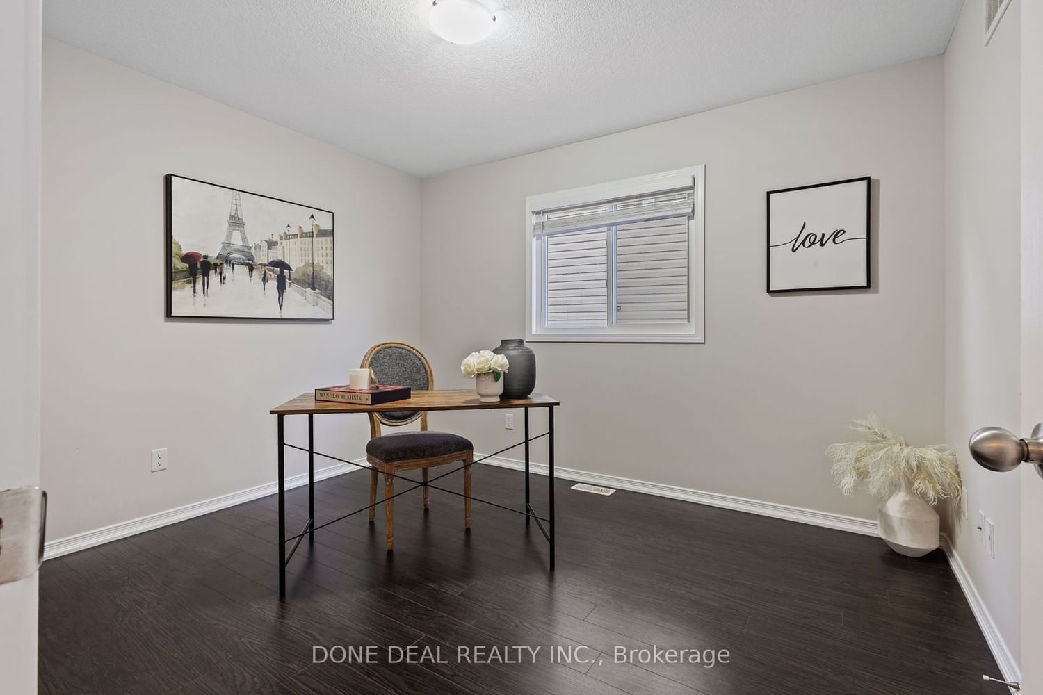 Listing Image 22