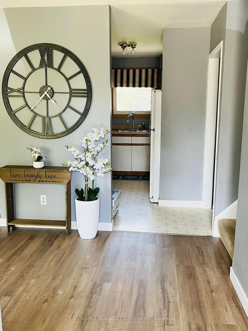 517 Wales Dr, Saugeen Shores, N0H 2C1 | Image 2