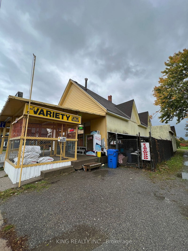 675 King St, Port Colborne, L3K 4H9 | Image 2