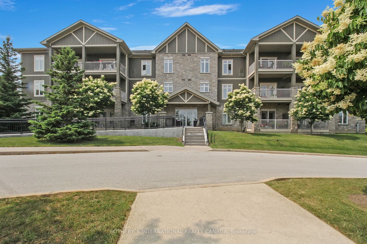 Condo sold at 108-25 Beaver Street, Blue Mountains, Thornbury, N0H 1P0 - MLS: X6628460