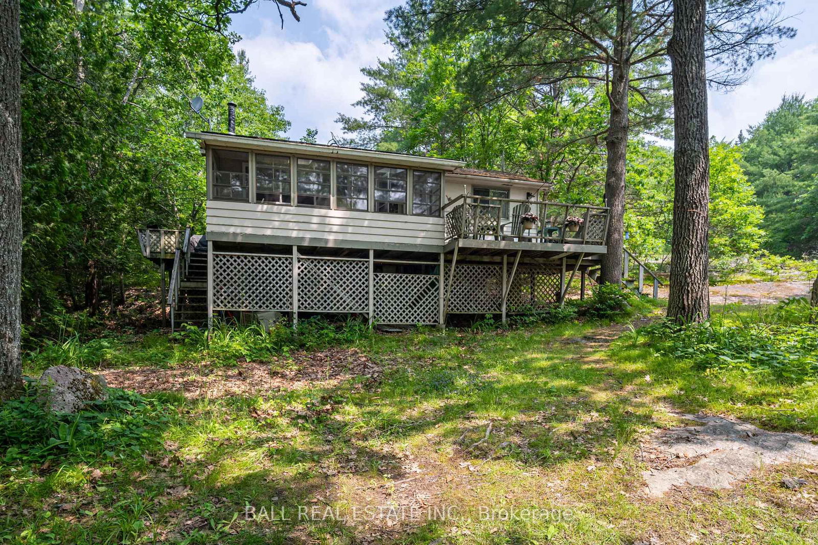 Detached House sold at 1207 Anst Lake Wao N/A, North Kawartha, Rural North Kawartha, K0L 1A0 - MLS: X6629624