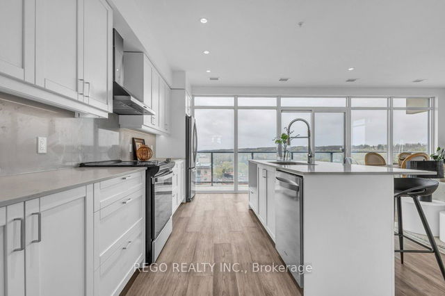 1014 - 15 Glebe Street