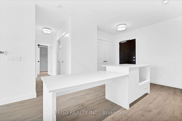 1312 - 15 Glebe Street
