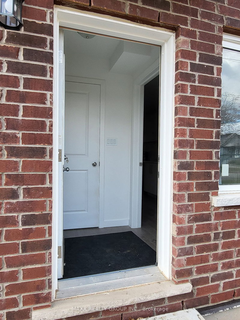 352 Alberta St, Welland, L3B 0K5 | Image 3