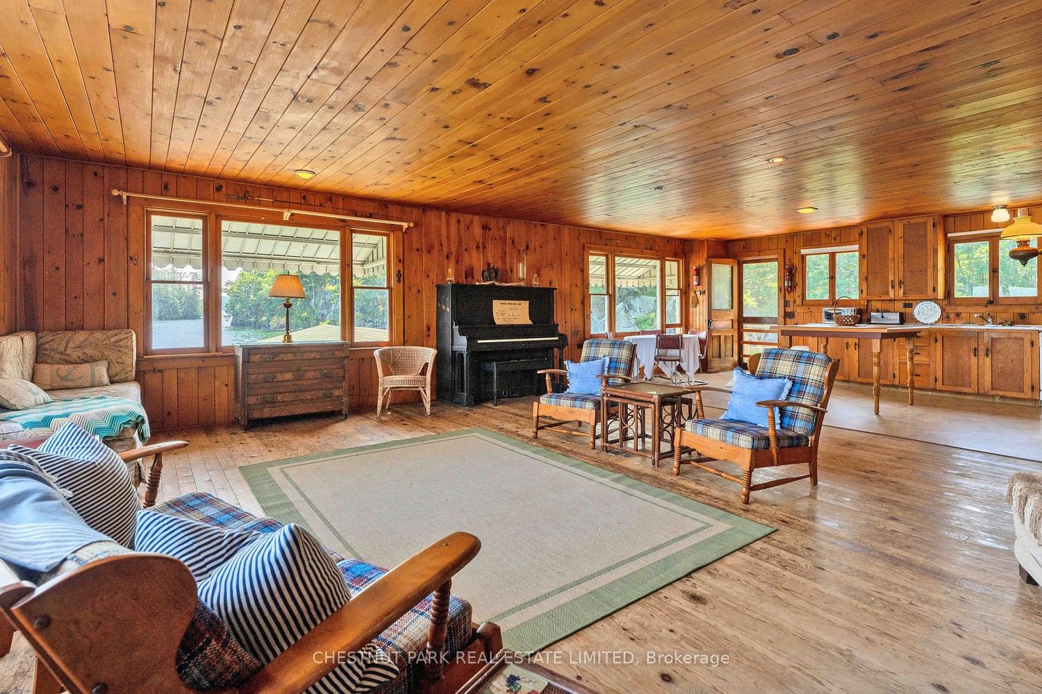 Listing Image 7