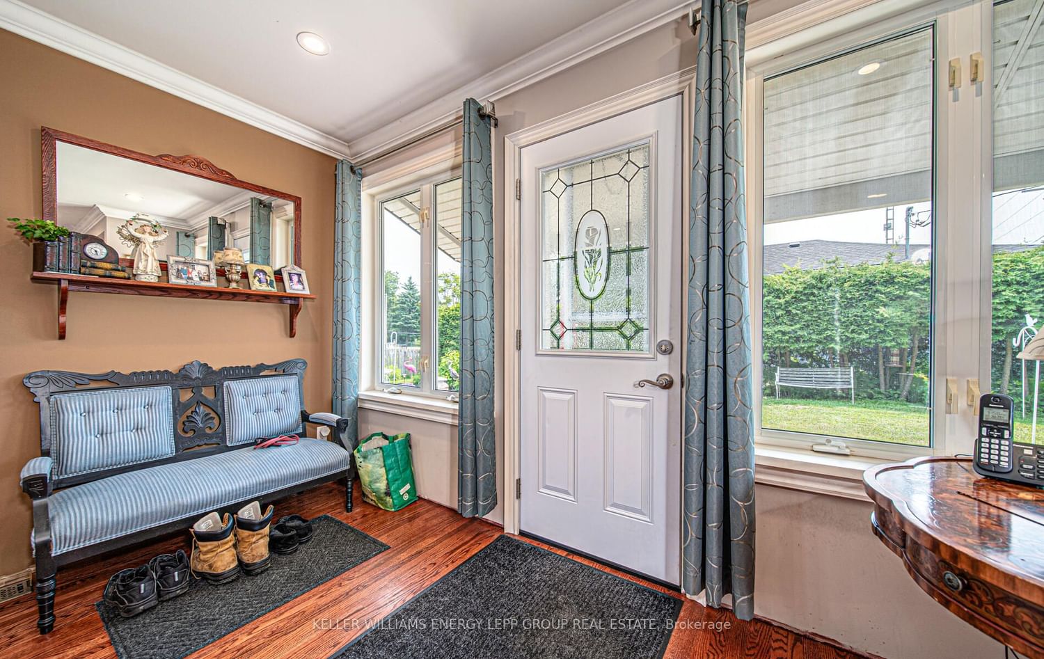 Listing Image 3