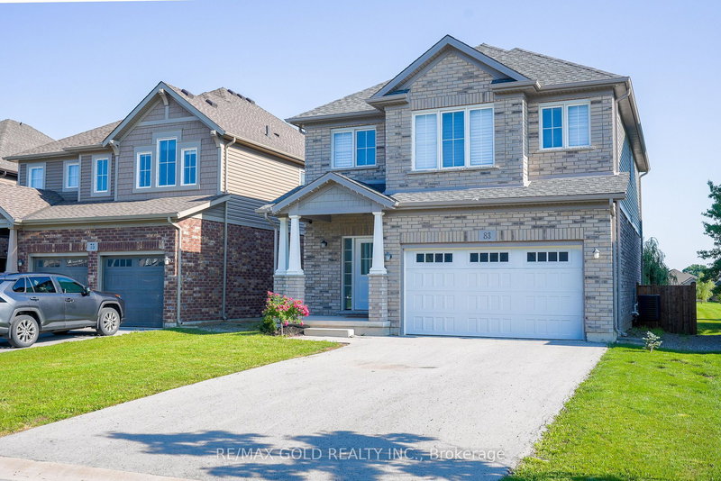 83 Monarch St, Welland, L3C 0E6 | Image 2