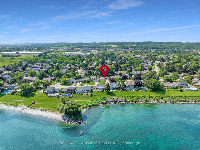 12 Cheval Dr, Grimsby, L3M 4P9 | Image 3