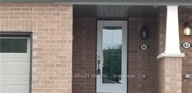 80 Scarletwood St, Hamilton, L8J 1X5 | Image 2