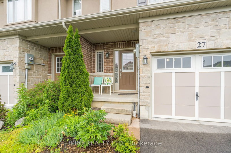 27 Hitching Post Rdge, Hamilton, L0R 1C0 | Image 2