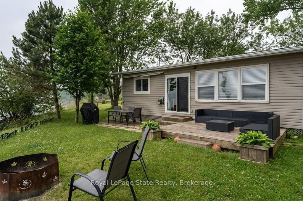 Detached House sold at 25 Erie Heights Line, Haldimand, Dunnville, N0A 1K0 - MLS: X6651714
