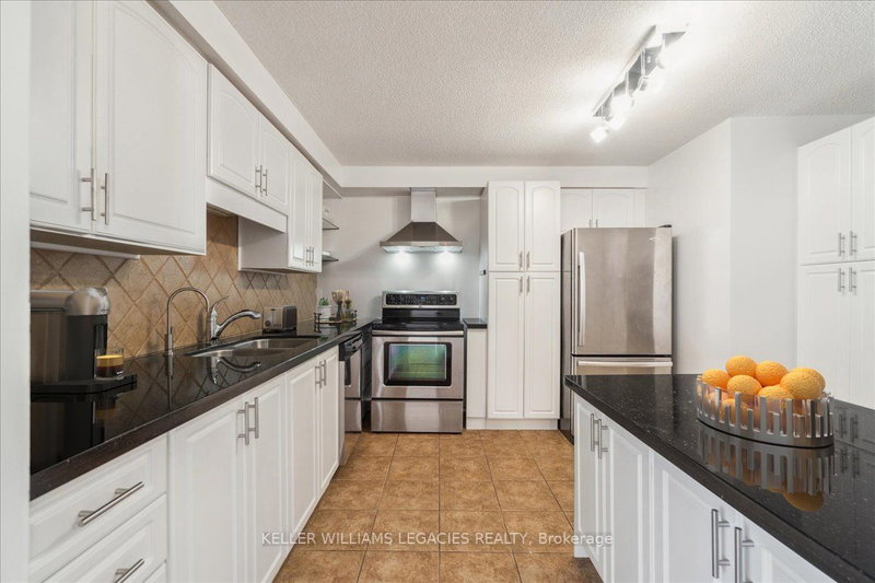 801 - 55 Green Valley Dr, Kitchener, N2P 1Z6 | Image 2