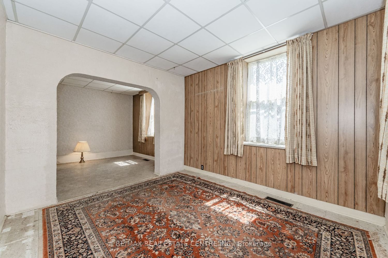 Listing Image 7