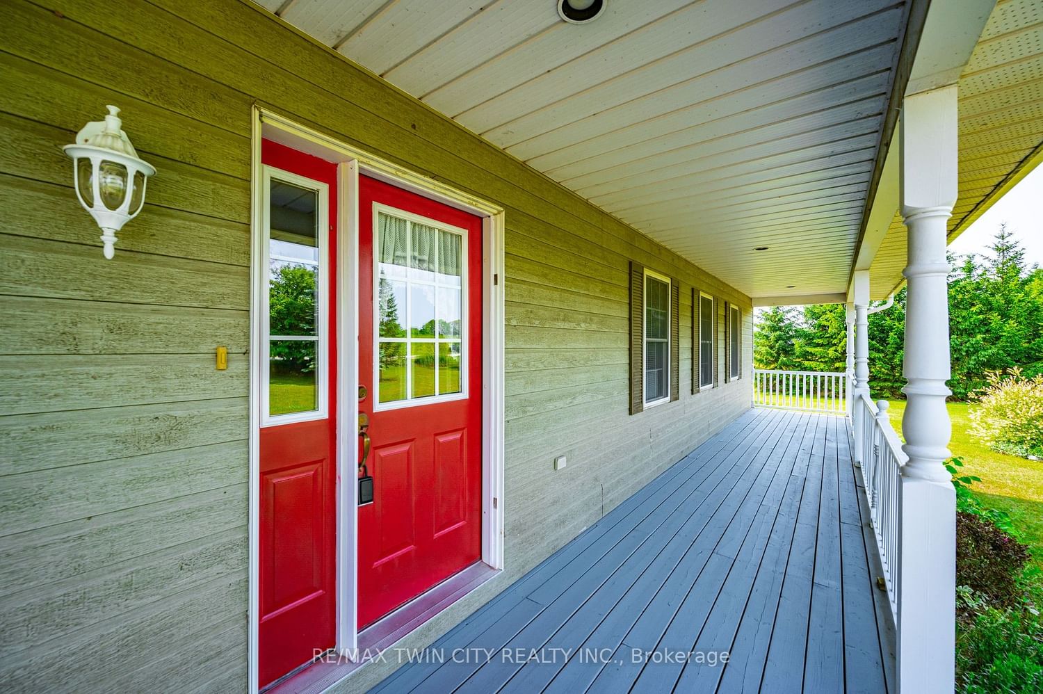 Listing Image 7