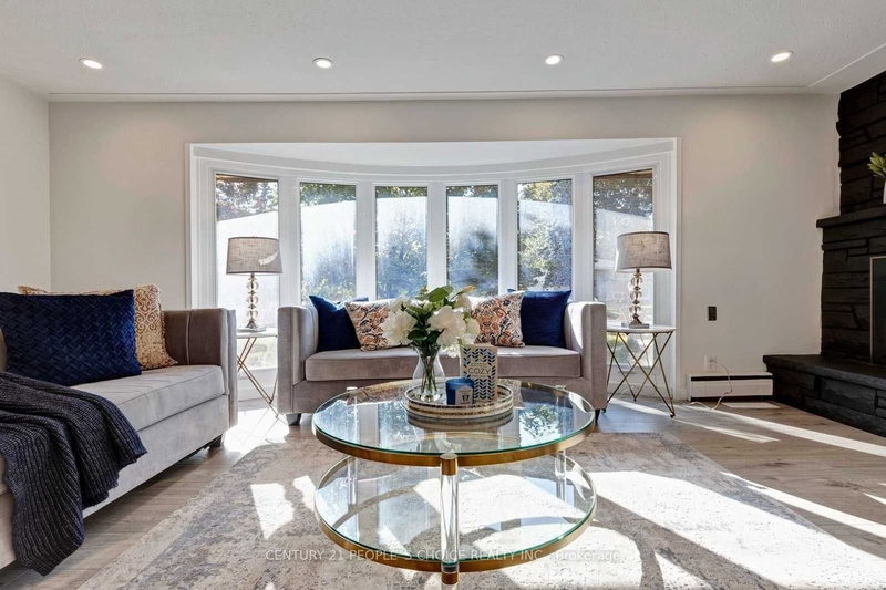 Upper L - 5 Stanley Park Dr, Belleville, K8N 4H1 | Image 3