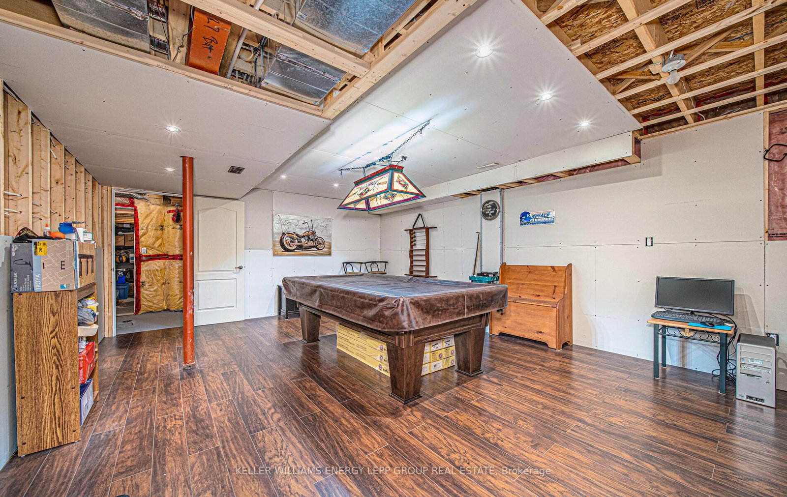 Listing Image 23