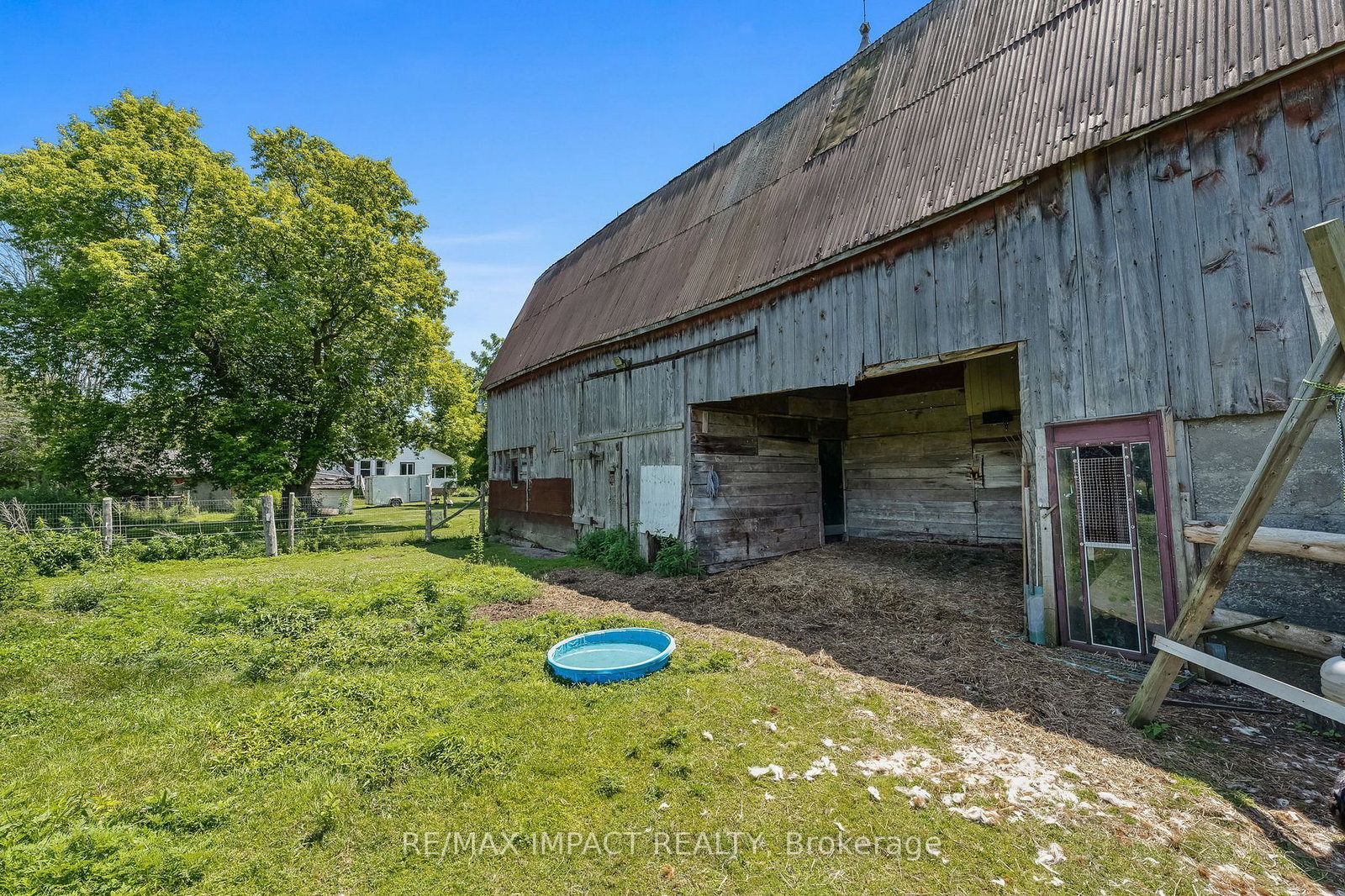 Listing Image 32