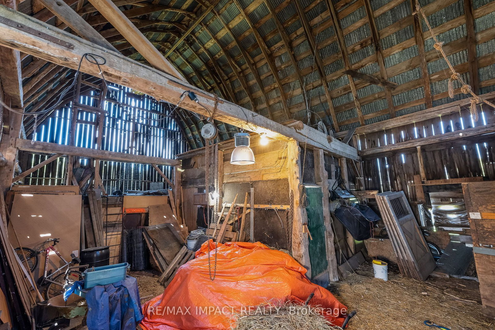 Listing Image 33