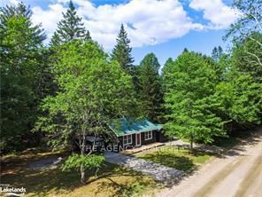 Detached House sold at L1-1560 BEAR CAVE Road, Muskoka Lakes, Cardwell, P0C 1J0 - MLS: X6662212