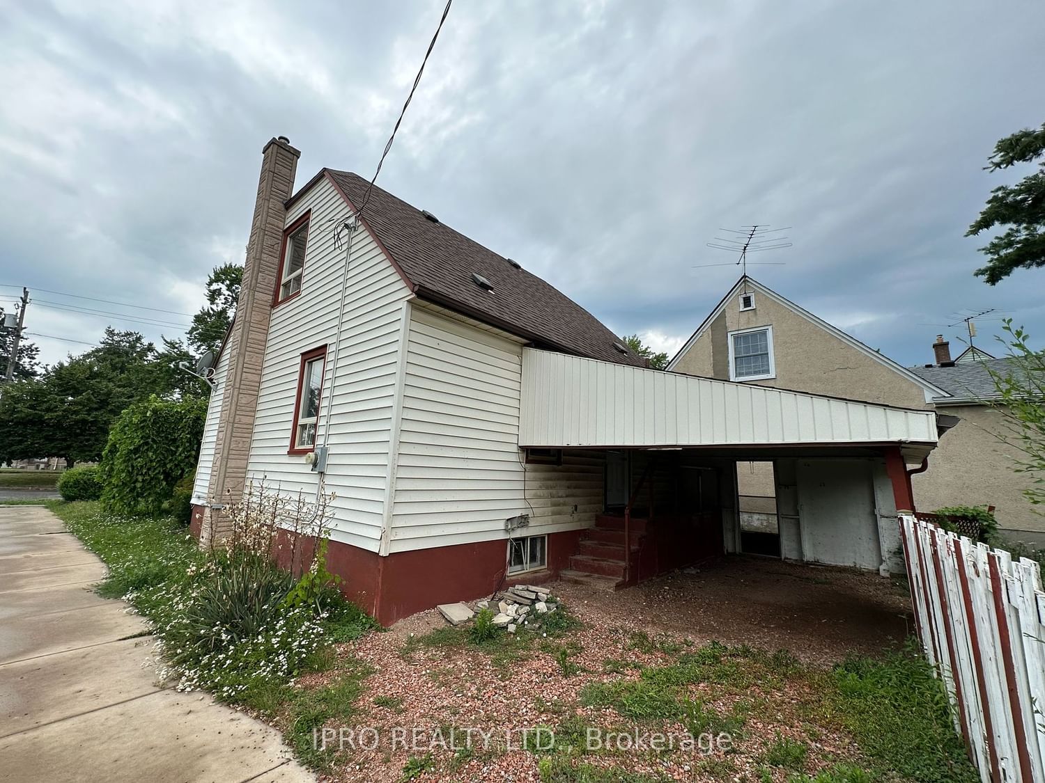 Listing Image 2