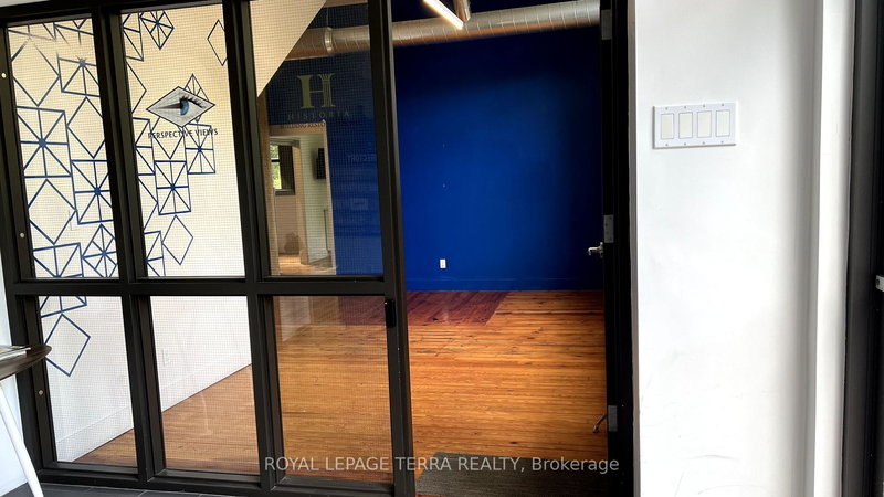 126 Catharine St N, Hamilton, L8R 1J4 | Image 2