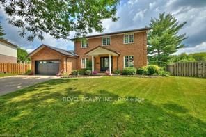 5180 Valley View Crescent