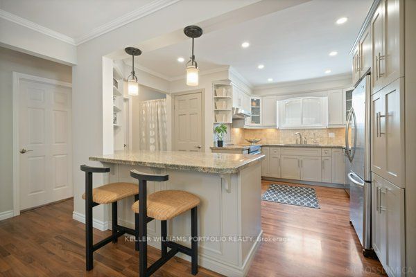 42 Culpepper Dr, Waterloo, N2L 5L1 | Image 3