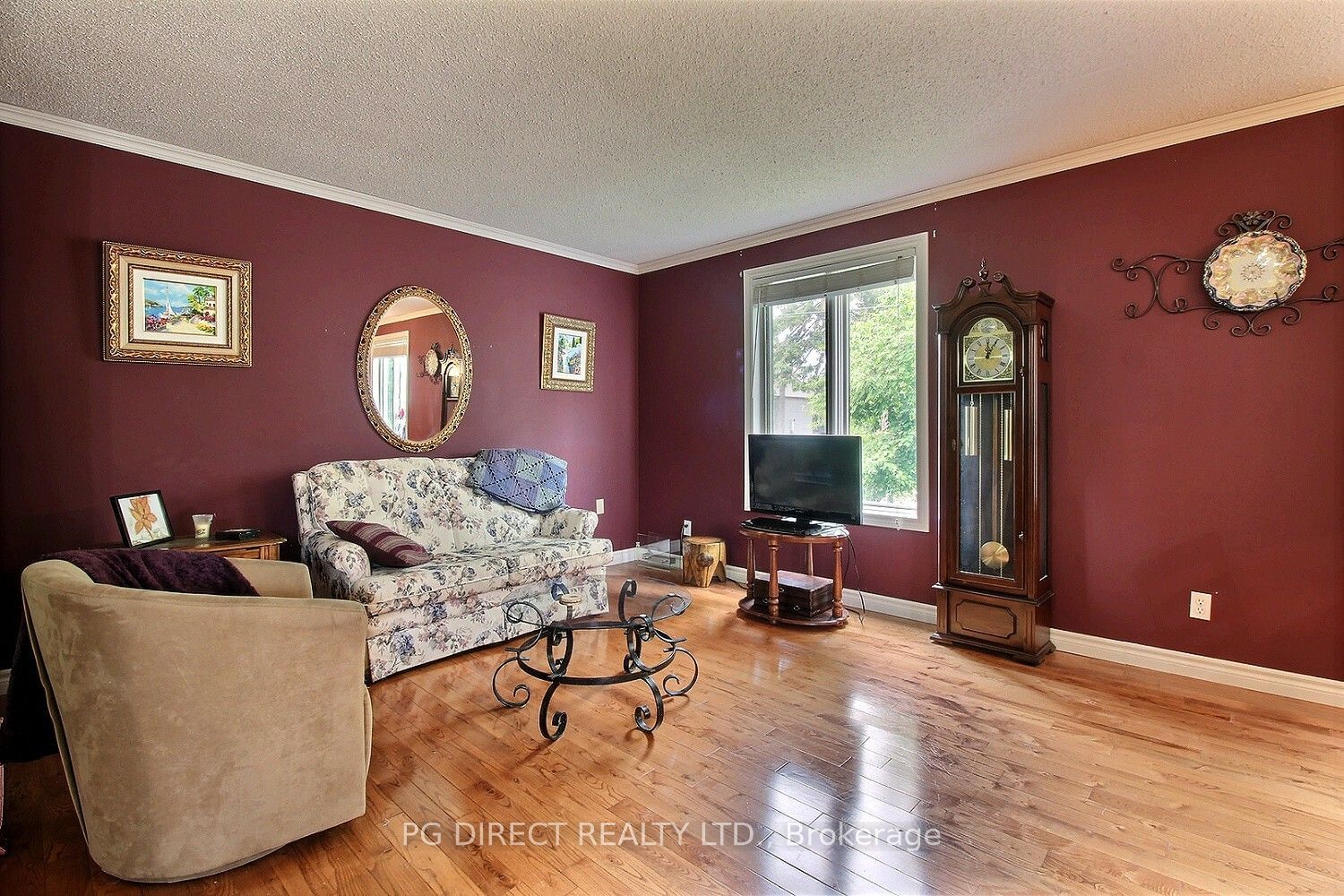 Listing Image 7