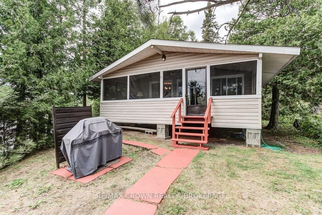 Detached House sold at 39 GENEVA LAKE ISLAND N/A, Greater Sudbury, Remote Area, P0M 1J0 - MLS: X6680710
