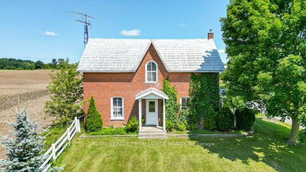 472 Maple Road