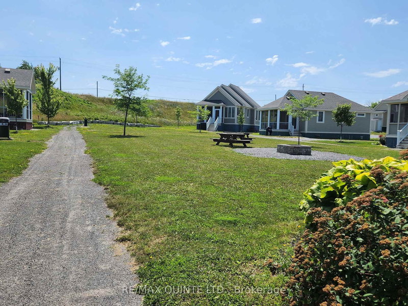 34 - 27 Butternut Lane, Prince Edward County, K0K 1P0 | Image 3