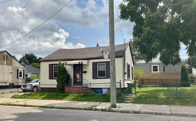 600 Roxborough Avenue