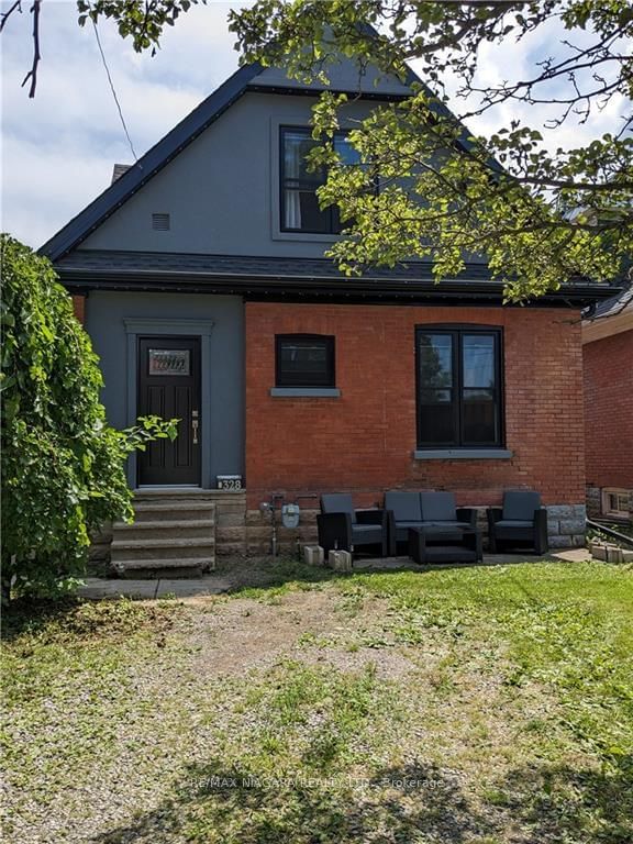 Detached House sold at 328 Hellems Avenue, Welland, Welland Downtown, L3B 3C1 - MLS: X6692974