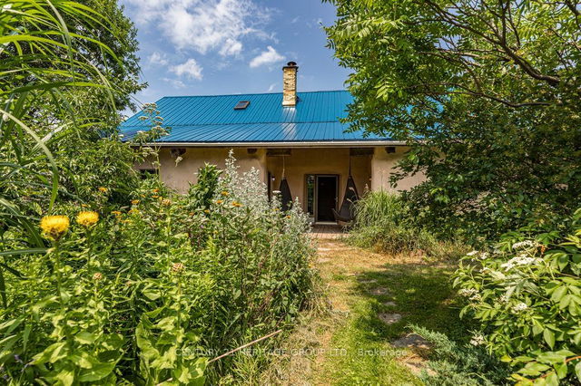 8740 Sideroad 25 N/A