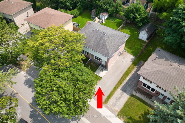 241b Cedarbrae Avenue