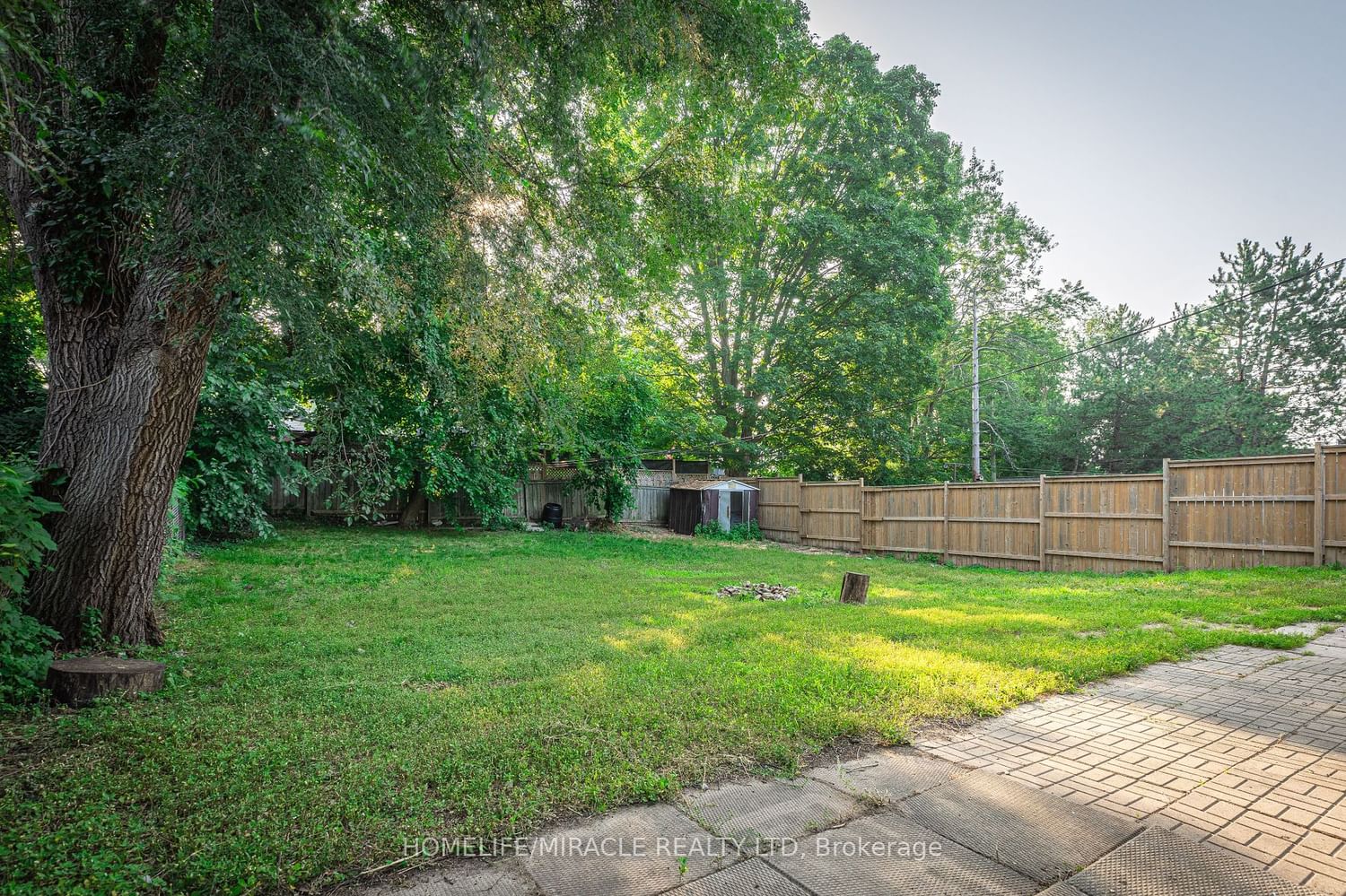 Listing Image 6