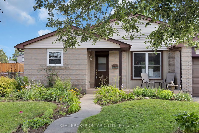 23 Bismark Dr, Cambridge, N1S 4E6 | Image 2