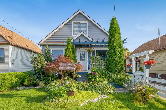 12 Eastbourne Avenue
