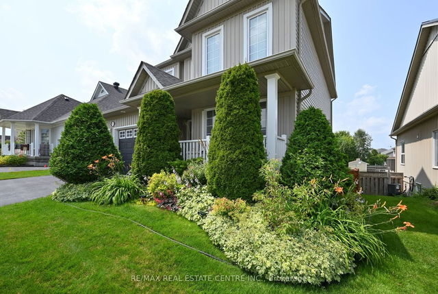 765 Greenwood Crescent