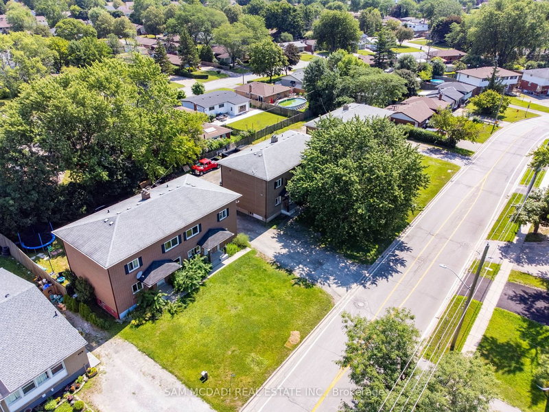 8392 Willoughby Dr, Niagara Falls, L2G 6X5 | Image 2