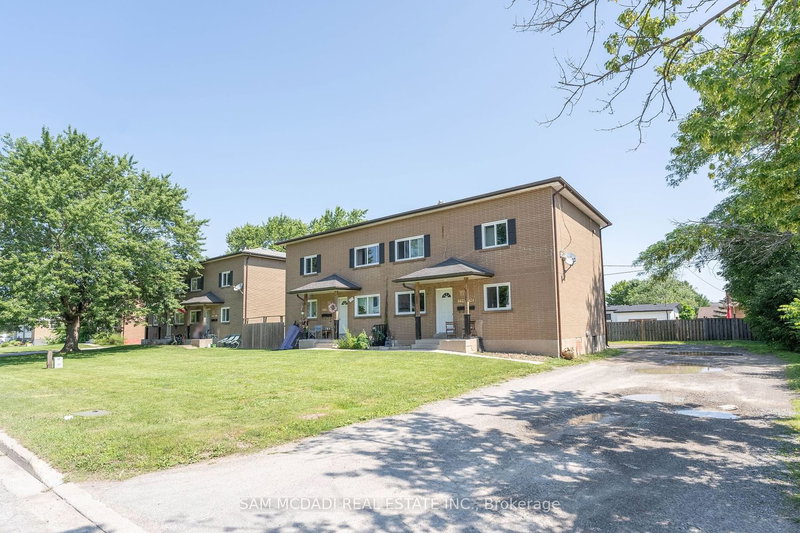 8418 Willoughby Dr, Niagara Falls, L2G 6X5 | Image 2